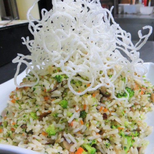 YAKIMESHI DE VERDURAS