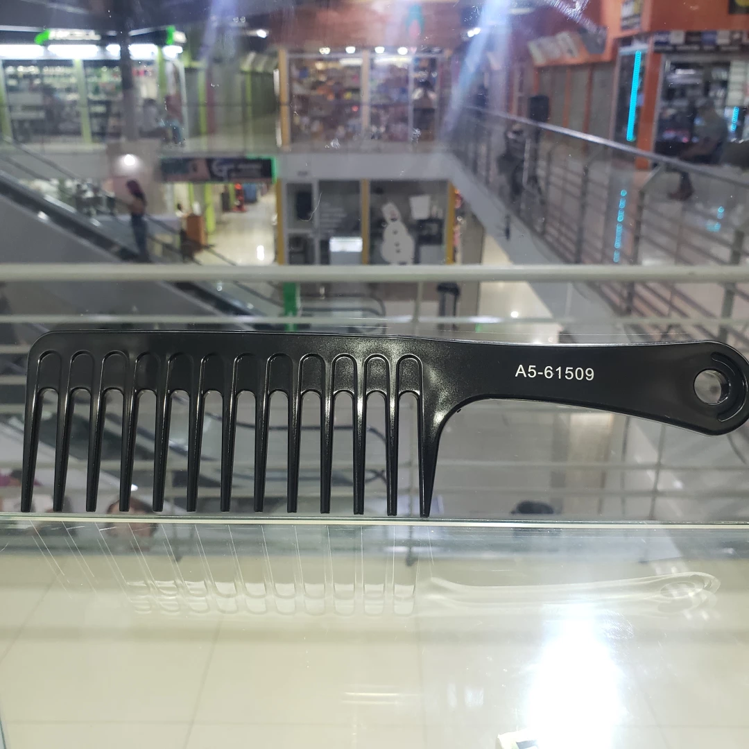 PEINE TONI&GUY CARBONANTISTATIC A5-61509