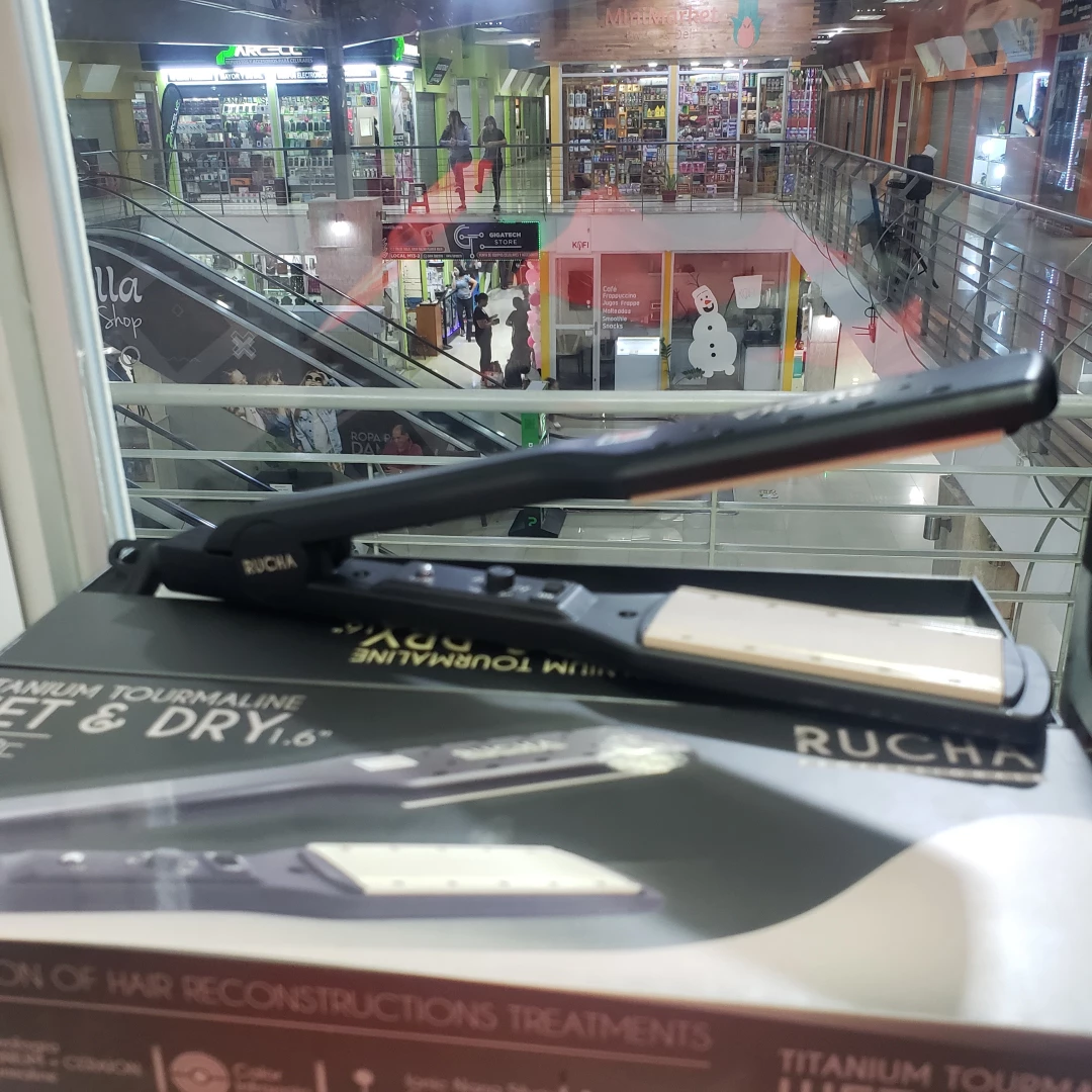 PLANCHA RUCHA TITANIUM TOURMALINE WET & DRY 1.6´´