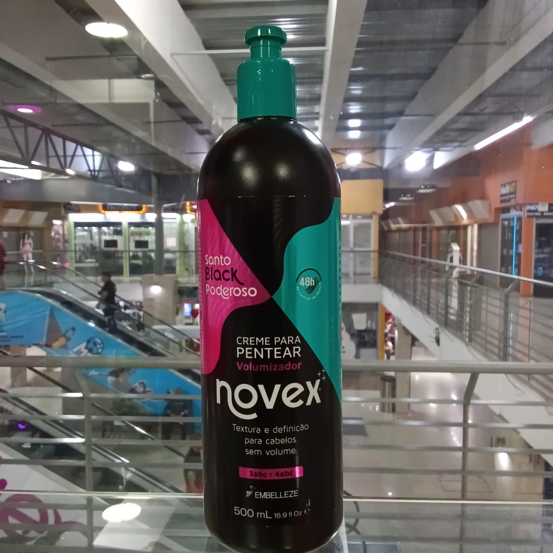 CREMA PARA PEINAR NOVEX SANTO BLACK PODEROSO SIN SAL (500ML)