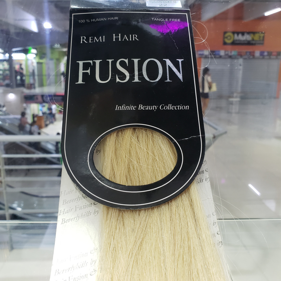 EXTENSIONES FUSION PUNTO DE CABELLO NATURAL 18" # 22