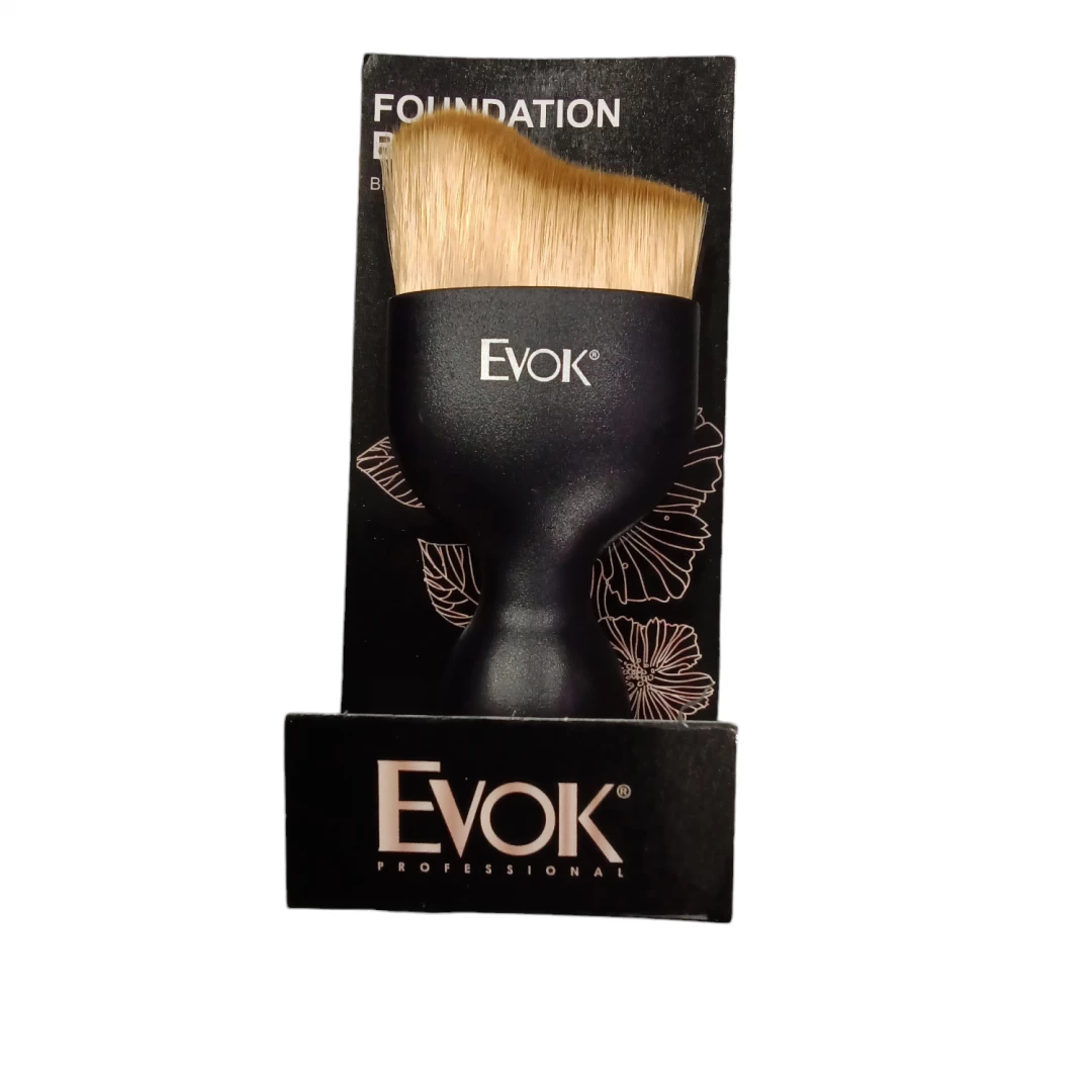 BROCHA MAQUILLAJE EVOK PLANA COLA SIRENA (BASE / CONTORNOS)