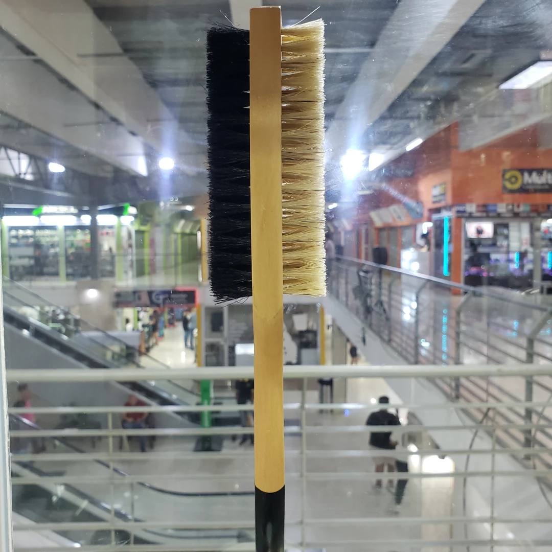 CEPILLO DE BARBERO DOBLE CARA DE MADERA