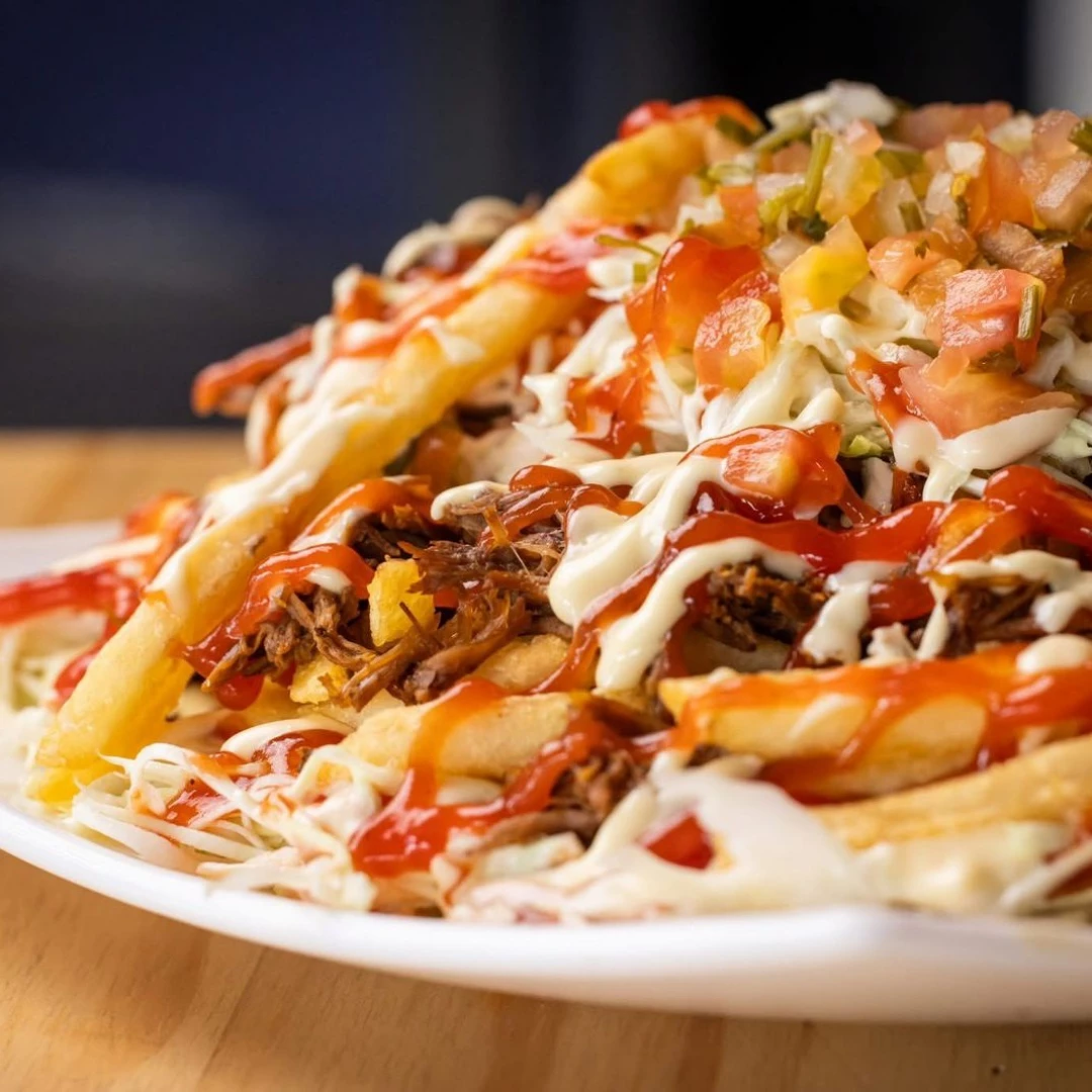 Papas con Carne Mechada