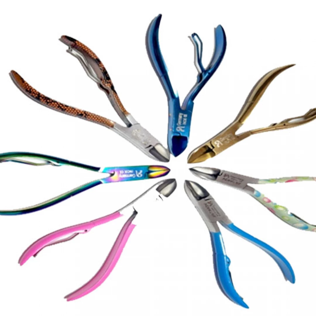 Alicate curva 10 cm colores