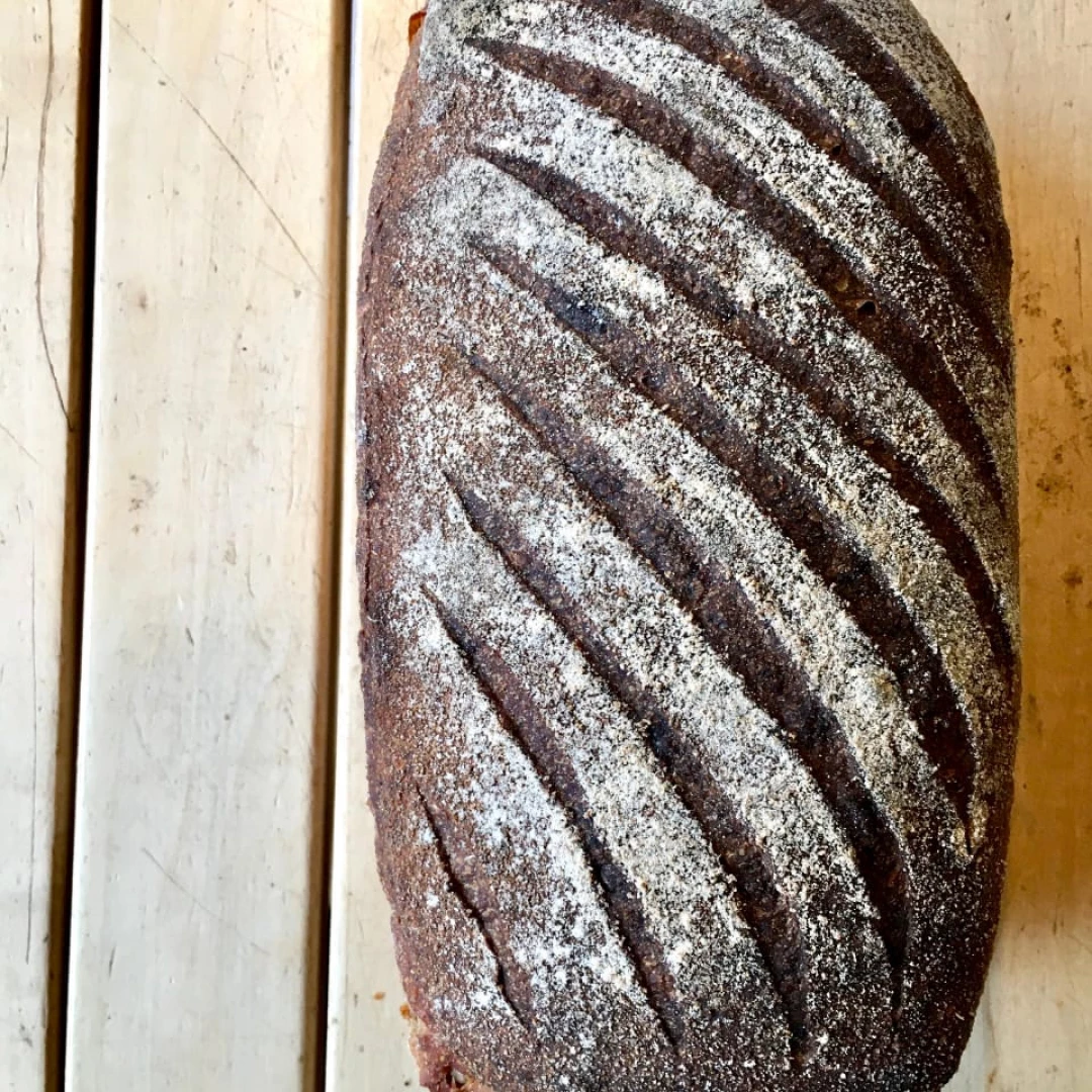 Pan de trigo colorado