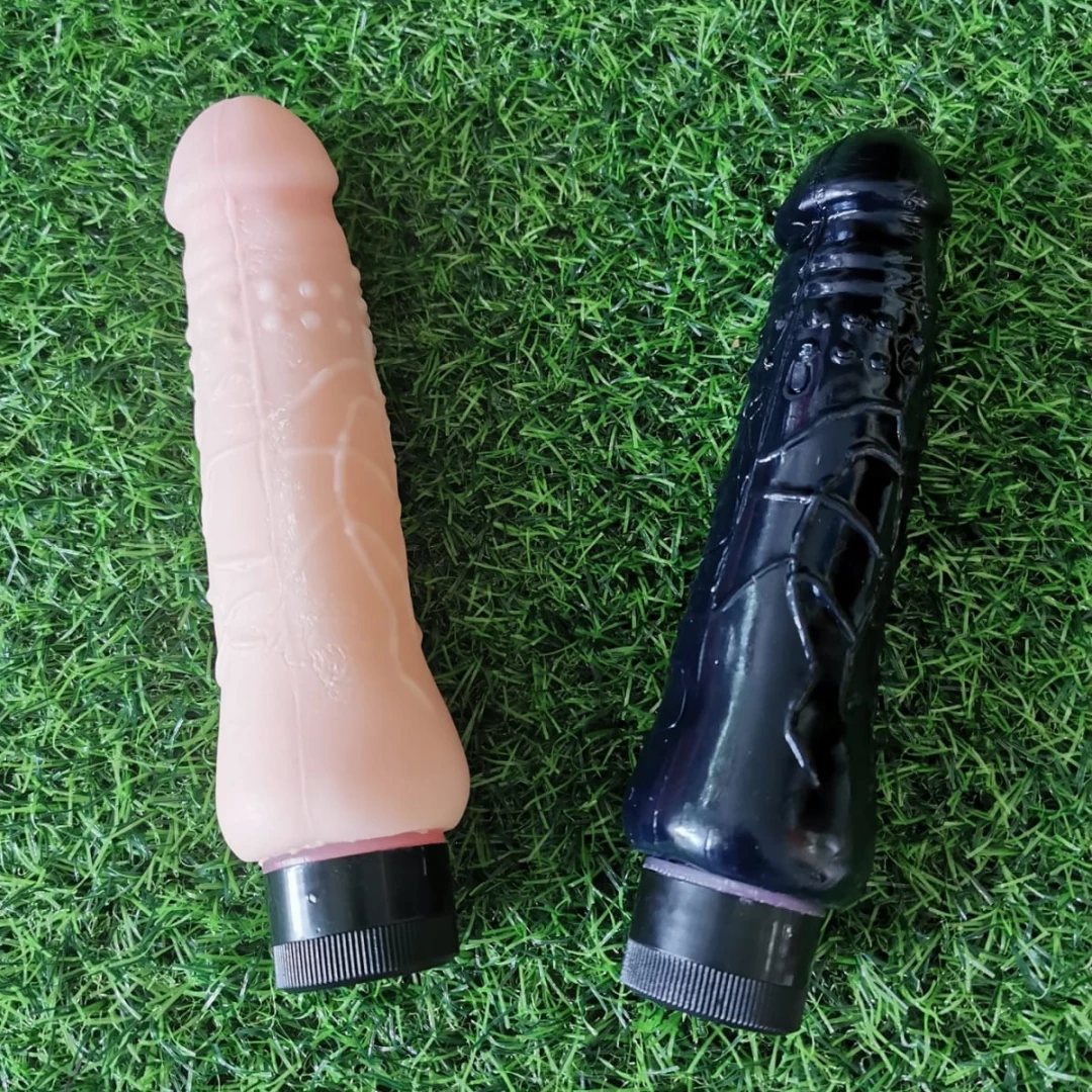 Vibrating Cock