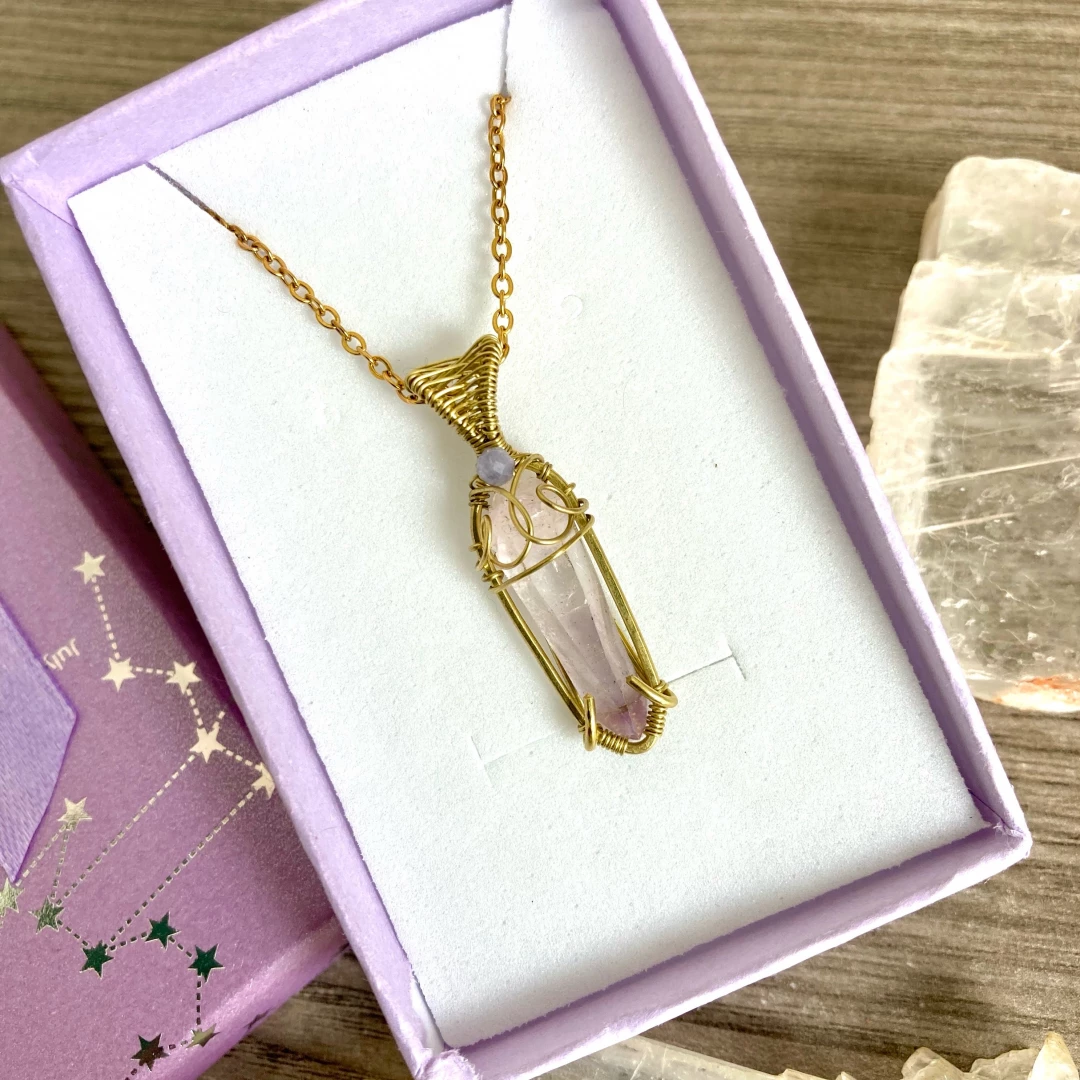 AMATISTA Y TANZANITA